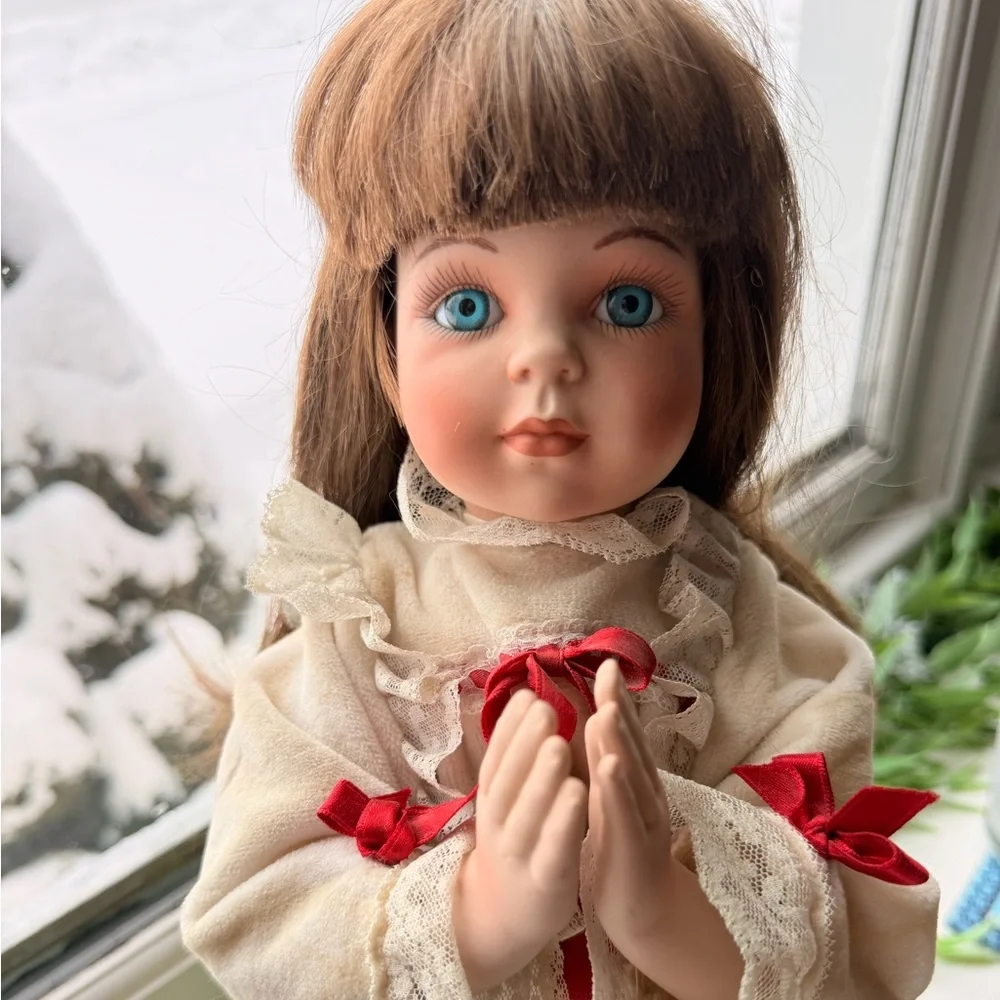 Christmas Praying Doll